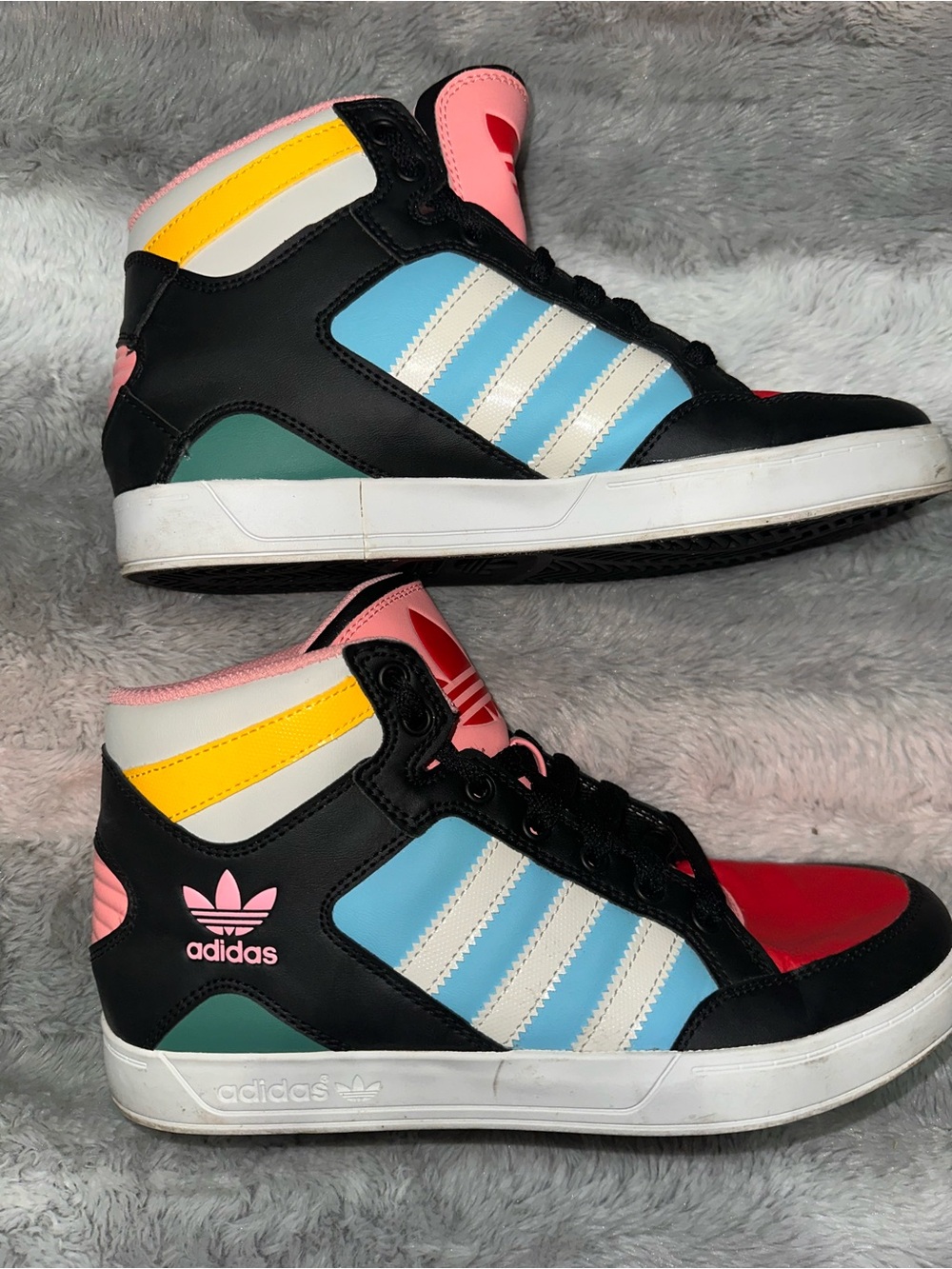 adidas High-Top Sneakers in Red, Pink & Light Blue - Picture 4 of 7